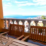 Ocean View Apartment, *