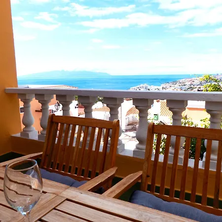 Ocean View Apartment, *