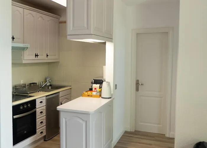 Ocean View Apartment, אדחה