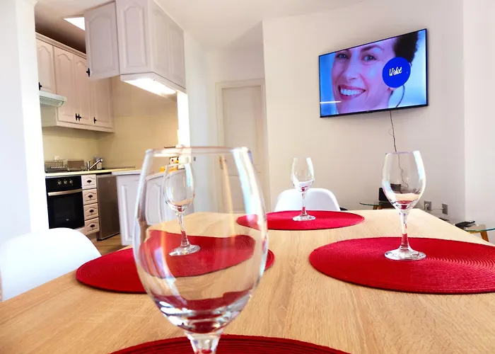 Ocean View Apartment, *