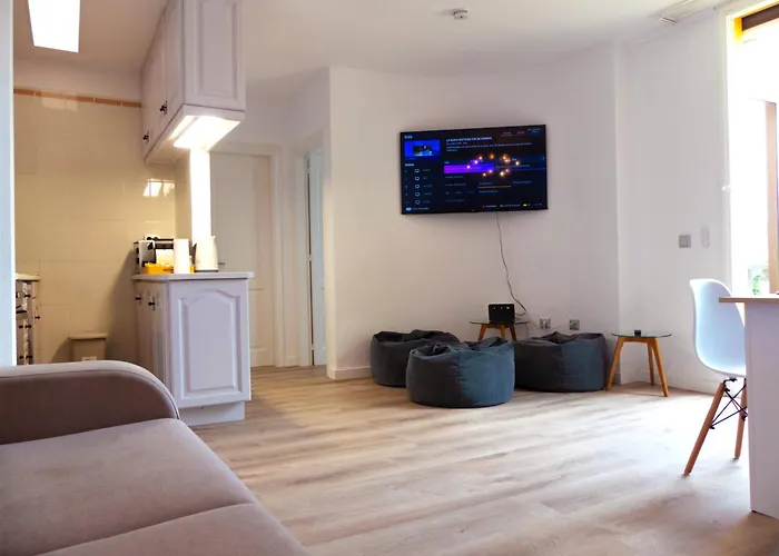 Ocean View Apartment, * אדחה