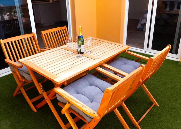 Ocean View Apartment, Apartman *