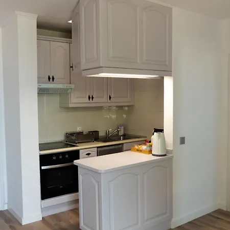 Ocean View Apartment, *