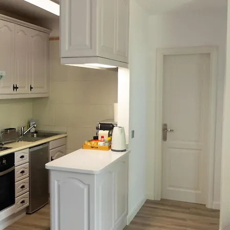 Ocean View Apartment, アデヘ