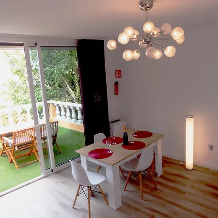 Ocean View Apartment, アパート *