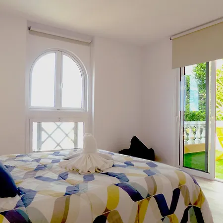 Ocean View Apartment, アパート