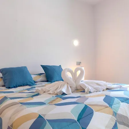 Ocean View Apartment, アパート *