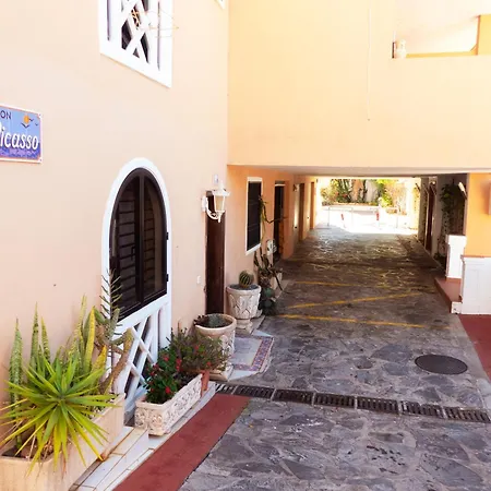 Ocean View Apartment,